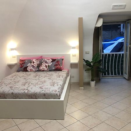 La Casa Di Ludovica Lejlighed Napoli Eksteriør billede