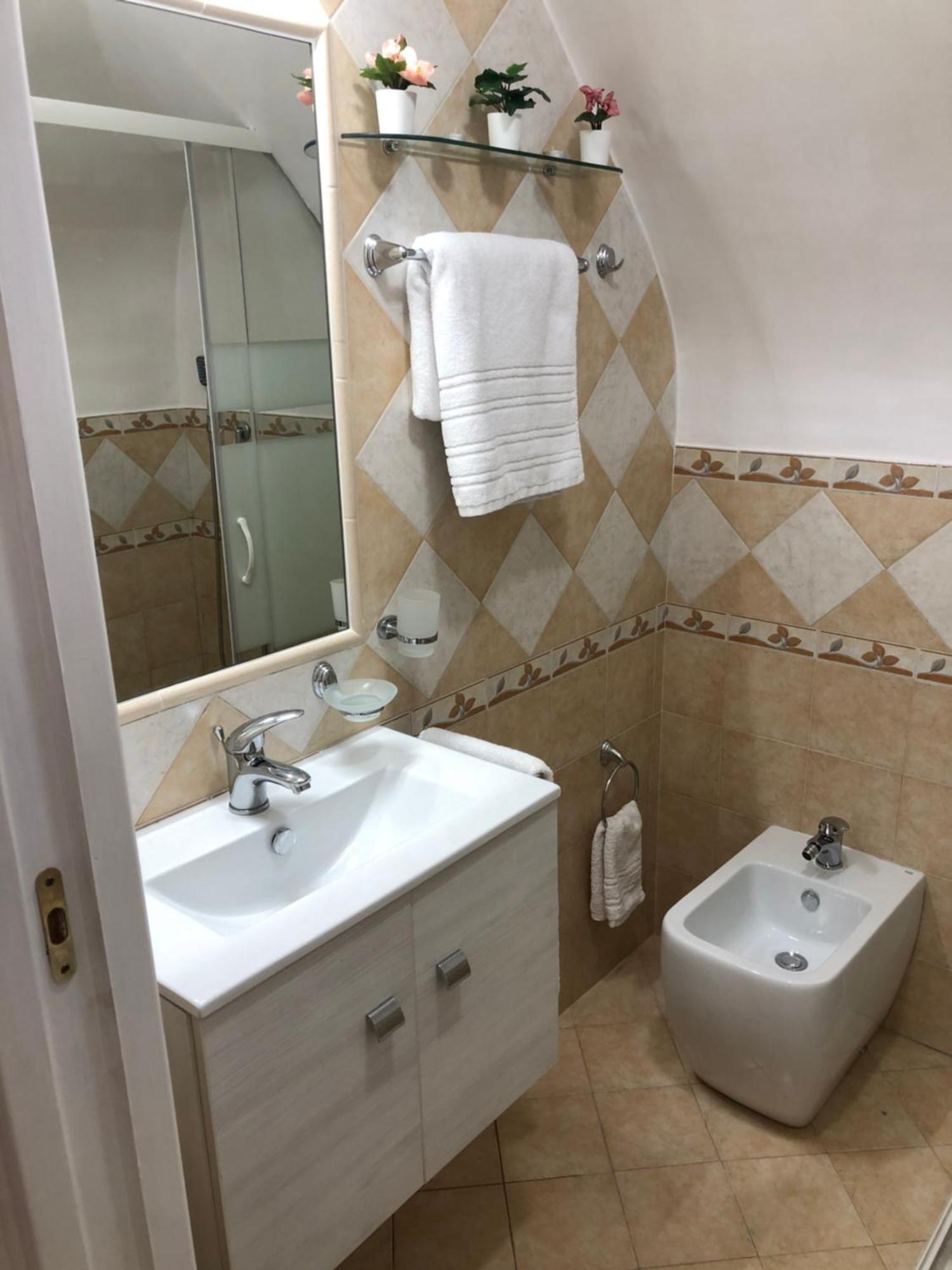 La Casa Di Ludovica Lejlighed Napoli Eksteriør billede